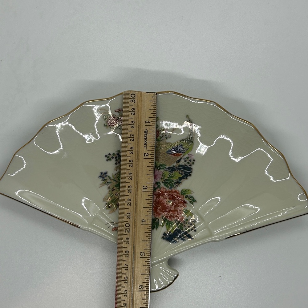 Vintage Japanese Porcelain Fan Trinket Dish Peacock W/ Flowers Scalloped Edge - Picture 10 of 11